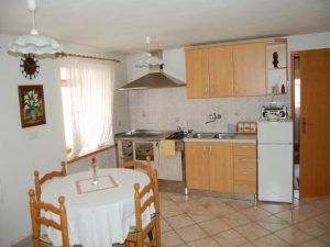 te koop boerderij Gorenja Trebusa - www.slovenievastgoed.nl