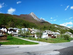 Te koop Real Estate Slovenia Kal Koritnica - www.slovenievastgoed.nl